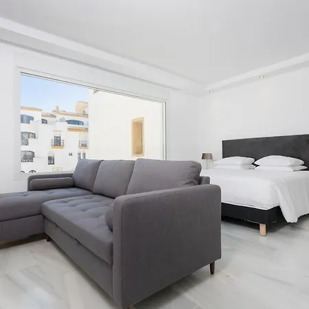 B51 Executive Flats Marbella