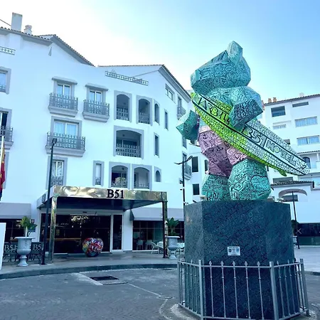 B51 Executive Flats Apartahotel