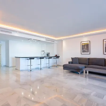 B51 Executive Flats 4* Marbellac