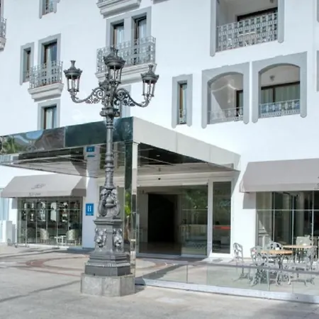 B51 Executive Flats Appart hôtel Marbellac