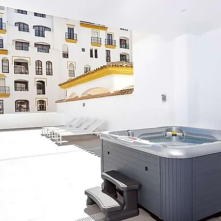 B51 Executive Flats Aparthotel