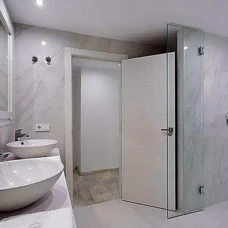 B51 Executive Flats Marbella