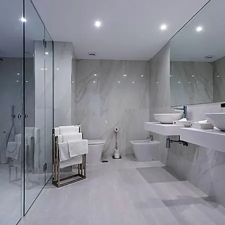 Aparthotel B51 Executive Flats 4*
