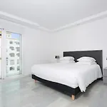 Aparthotel B51 Executive Flats Marbella