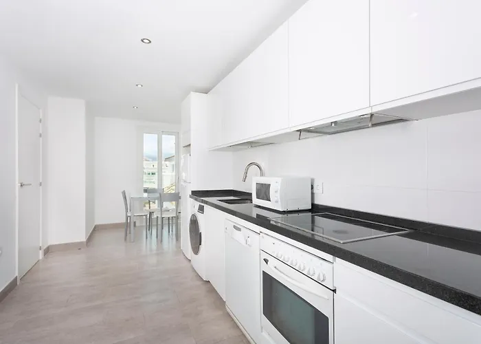 Aparthotel B51 Executive Flats 4*